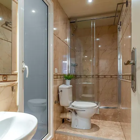 Ab Nou De La Rambla Apartment